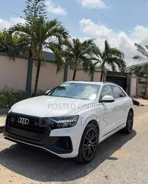 Audi Q8 2021 White