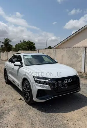 Audi Q8 2021 White