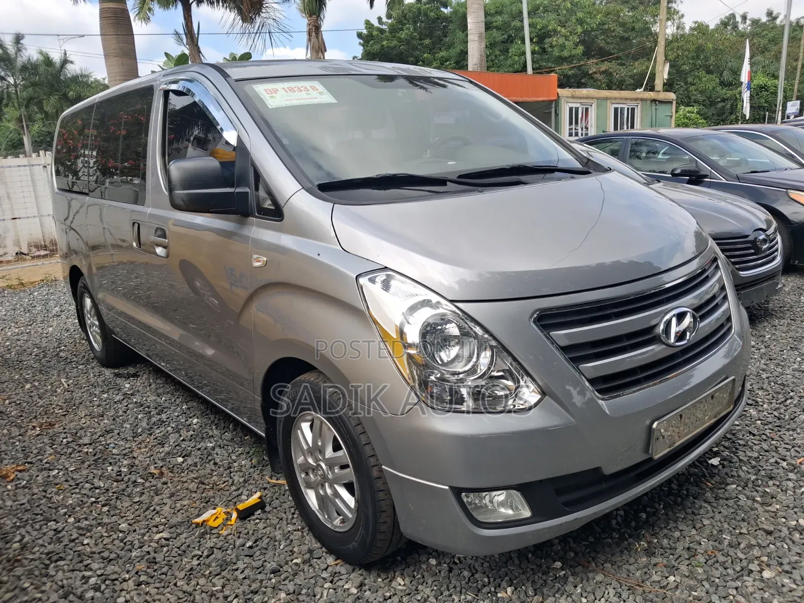 Hyundai Starex 2017 Grey