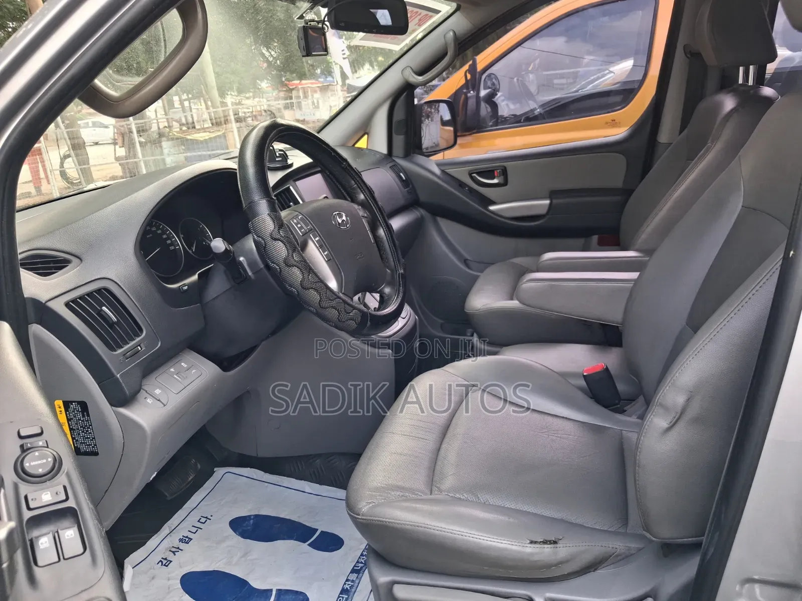 Hyundai Starex 2017 Grey