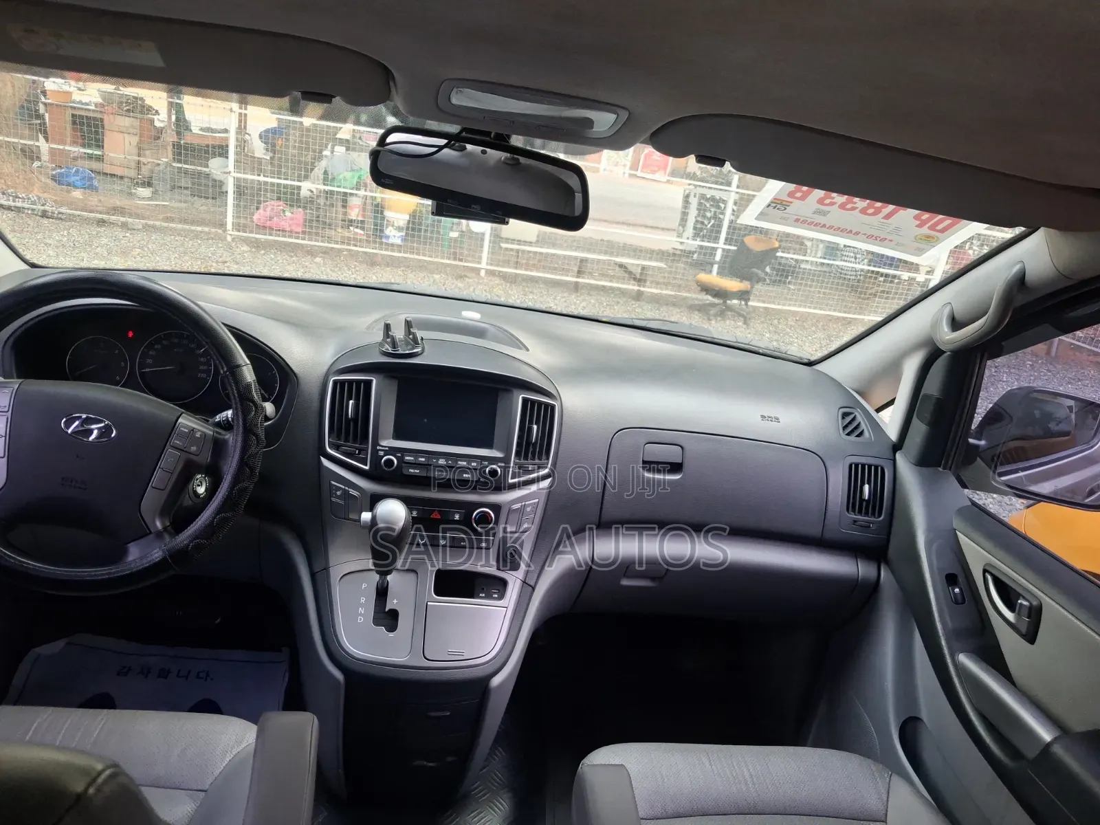 Hyundai Starex 2017 Grey