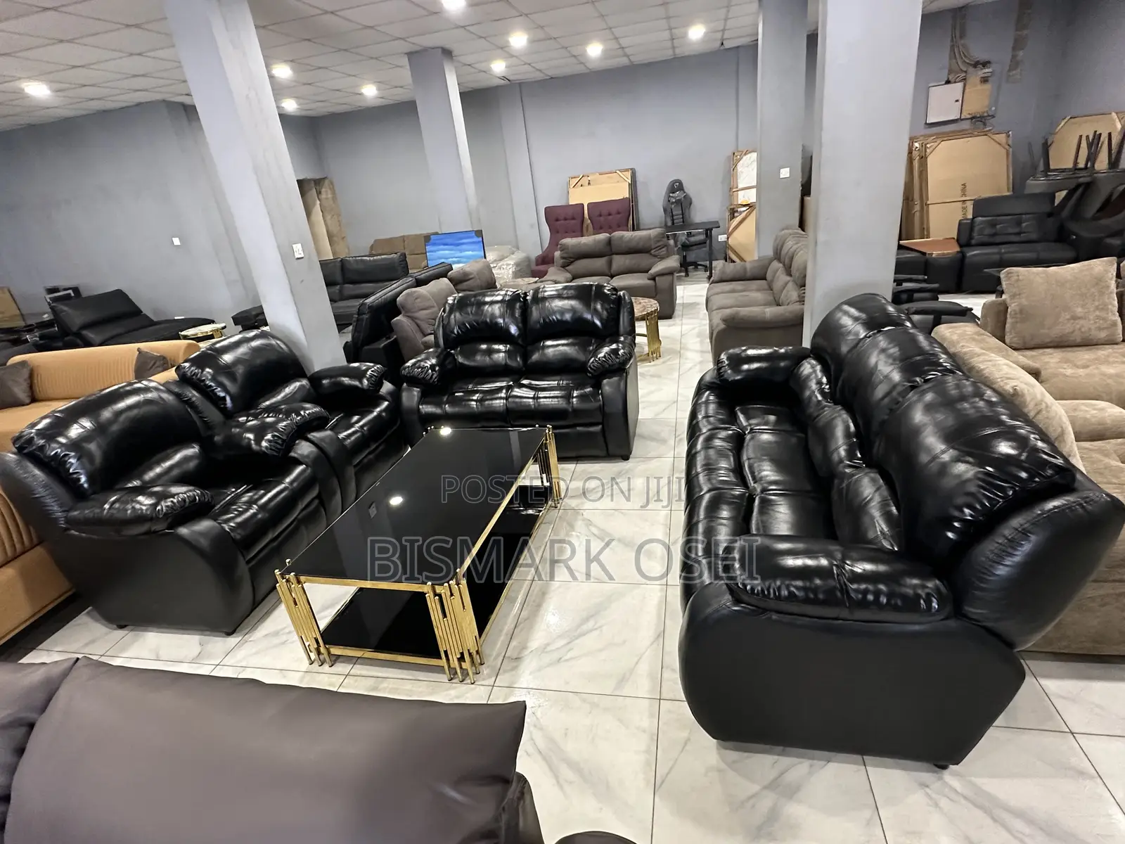 Beautiful Quality Leather Sofa Set