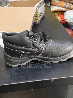 Delta Safety Boot