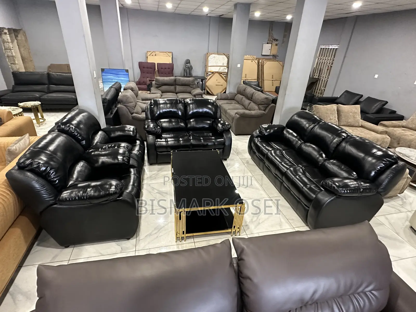 Beautiful Quality Leather Sofa Set