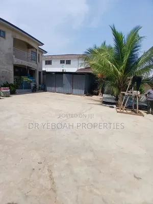 Spintex Flower Pot:- Warehouse With 3 Bedroom for Sale or Rent