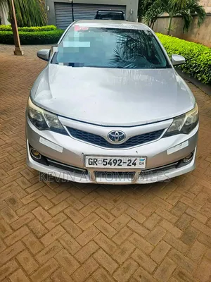 Toyota Camry 2013 Silver