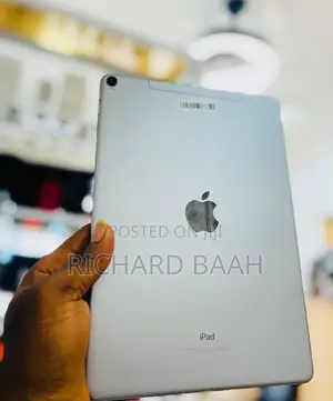 Apple iPhone 11 64 GB Black