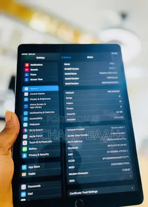 Apple iPhone 11 64 GB Black