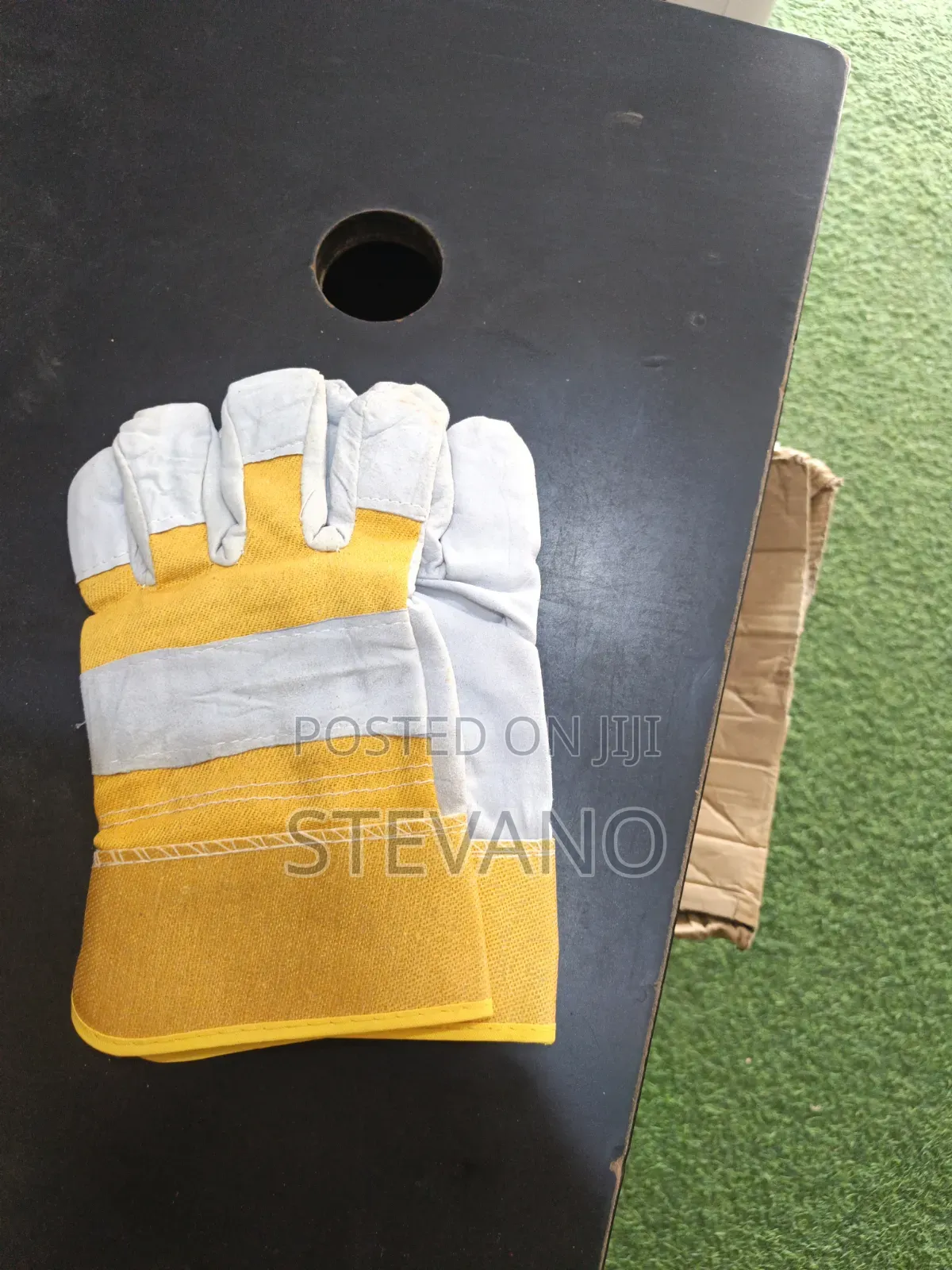 Leather Hand Gloves