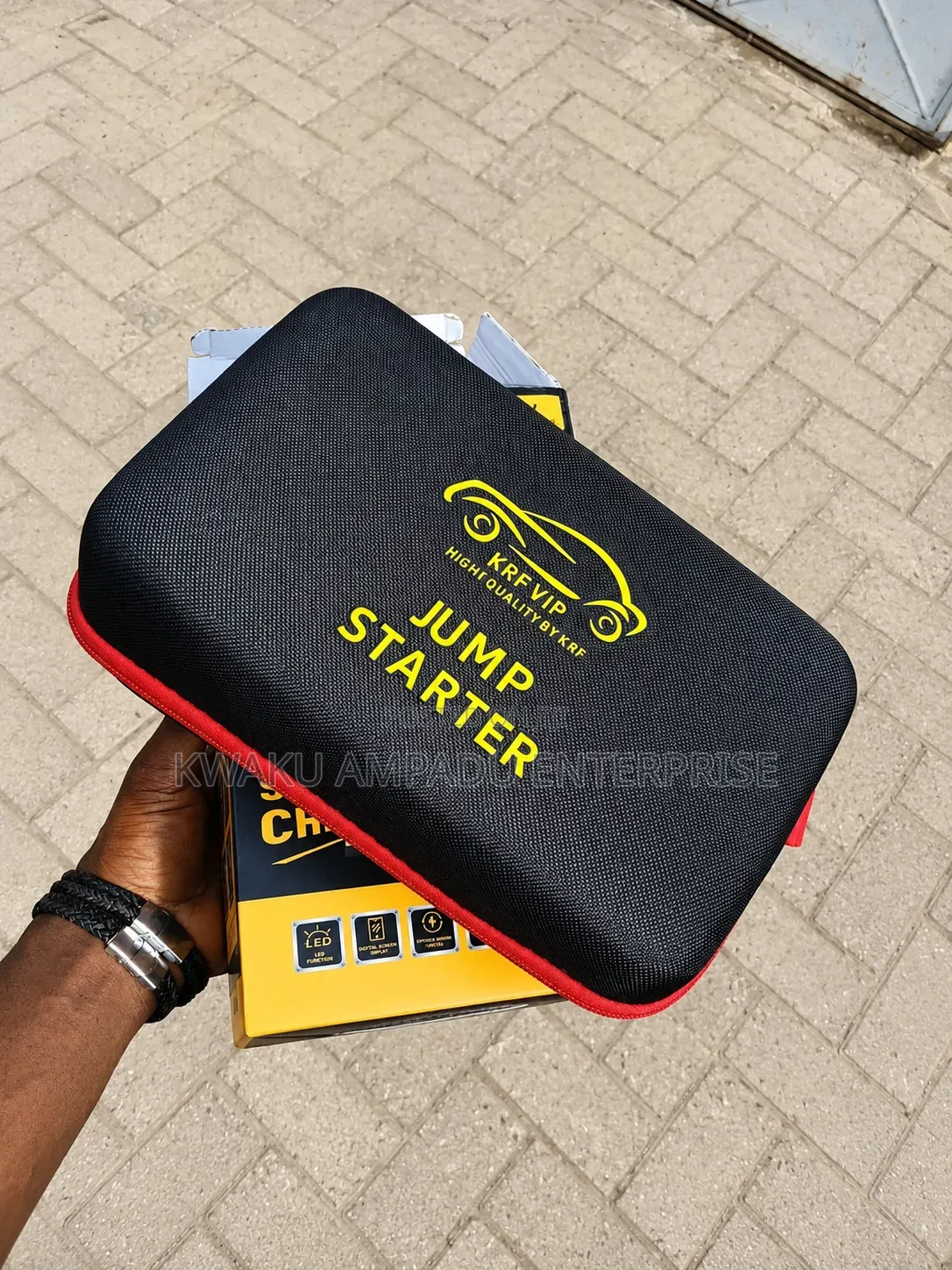 12V 2000A 5-in-1 Diesel Universal Jump Starter