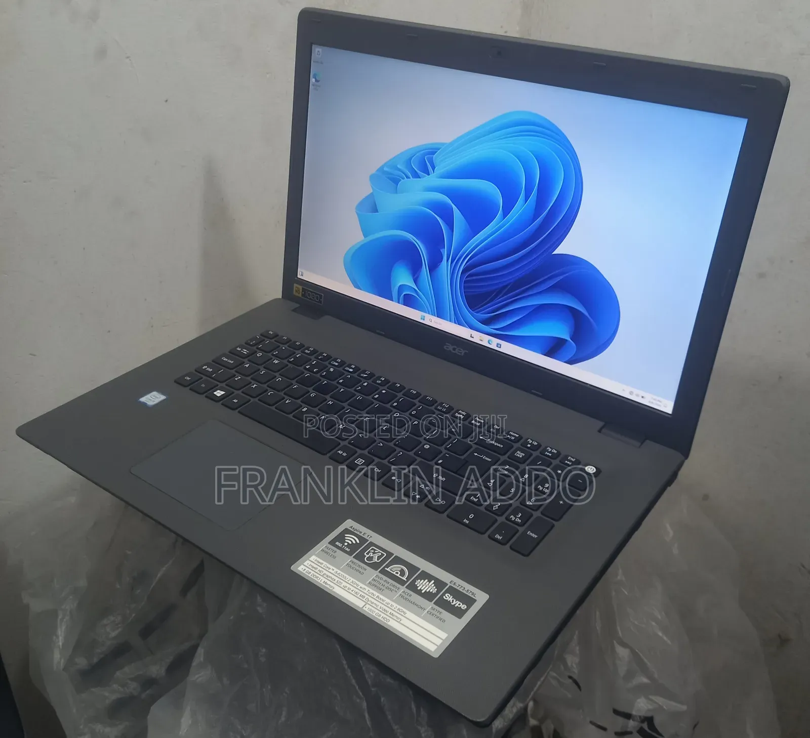 Laptop Acer Aspire 17 8GB Intel Core i5 HDD 500GB