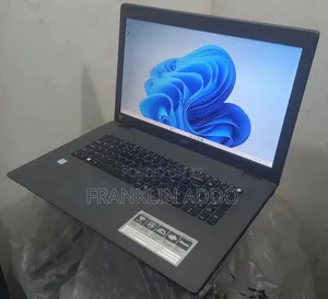Laptop Acer Aspire 17 8GB Intel Core i5 HDD 500GB