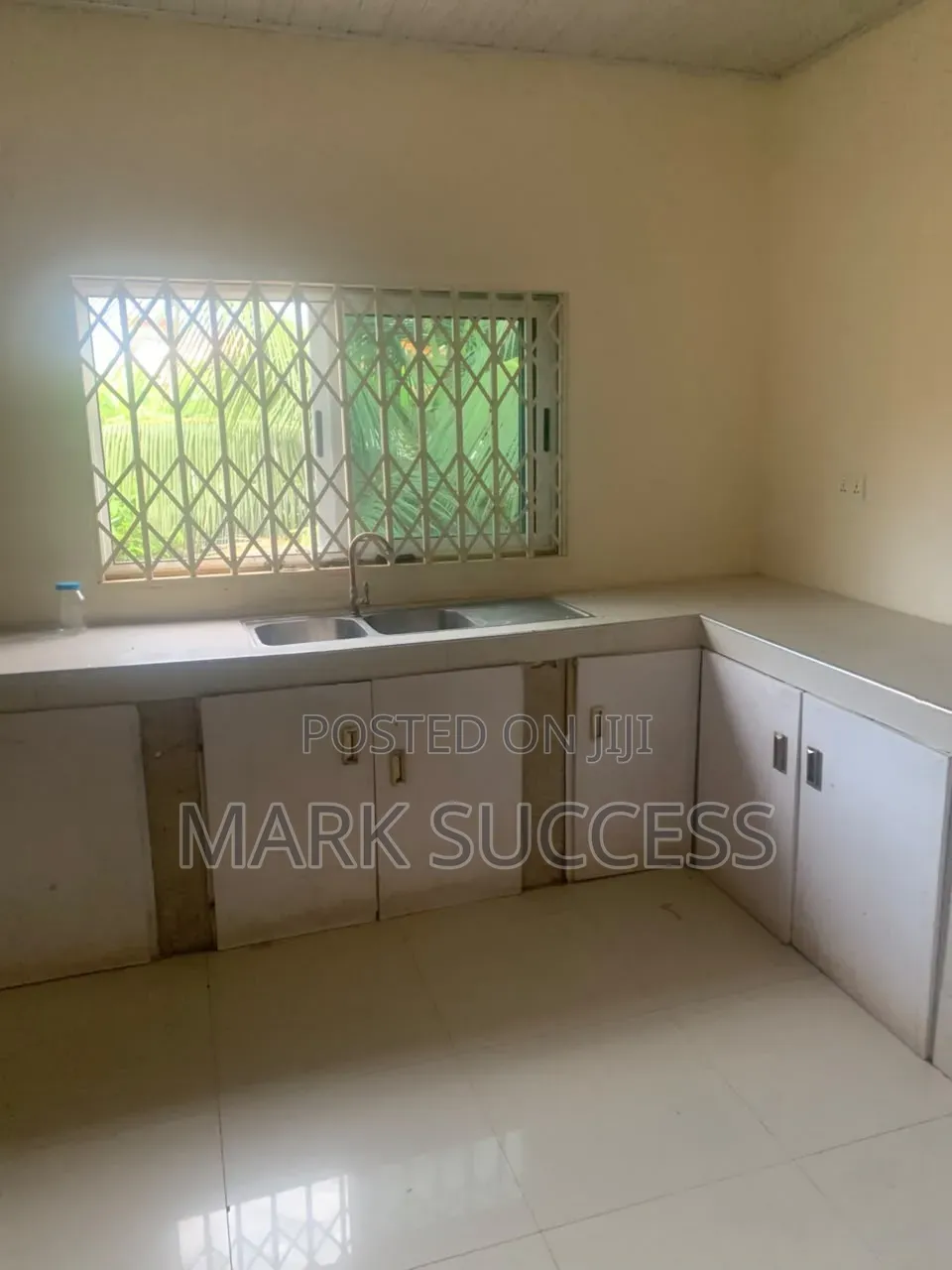 3bdrm Apartment in Toll Booth for rent