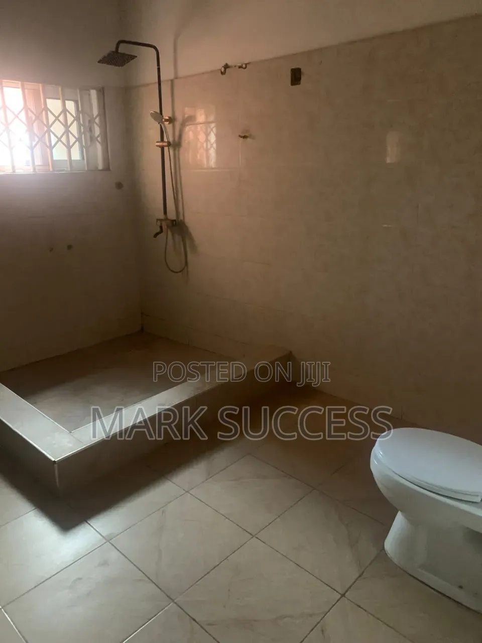 3bdrm Apartment in Toll Booth for rent