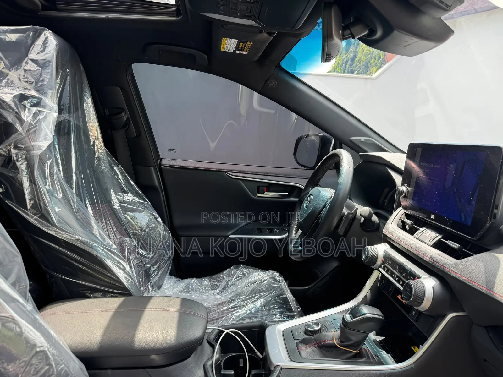 Toyota RAV4 XLE Premium AWD 2023 Red