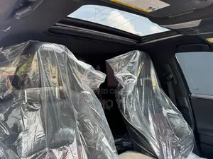 Toyota RAV4 XLE Premium AWD 2023 Red