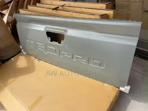 Toyota Tacoma 24 Boot