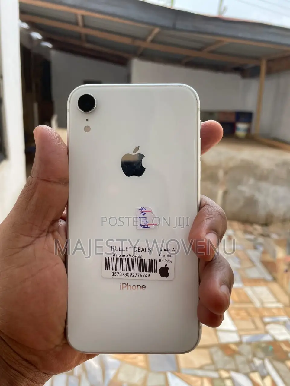Apple iPhone XR 64 GB White
