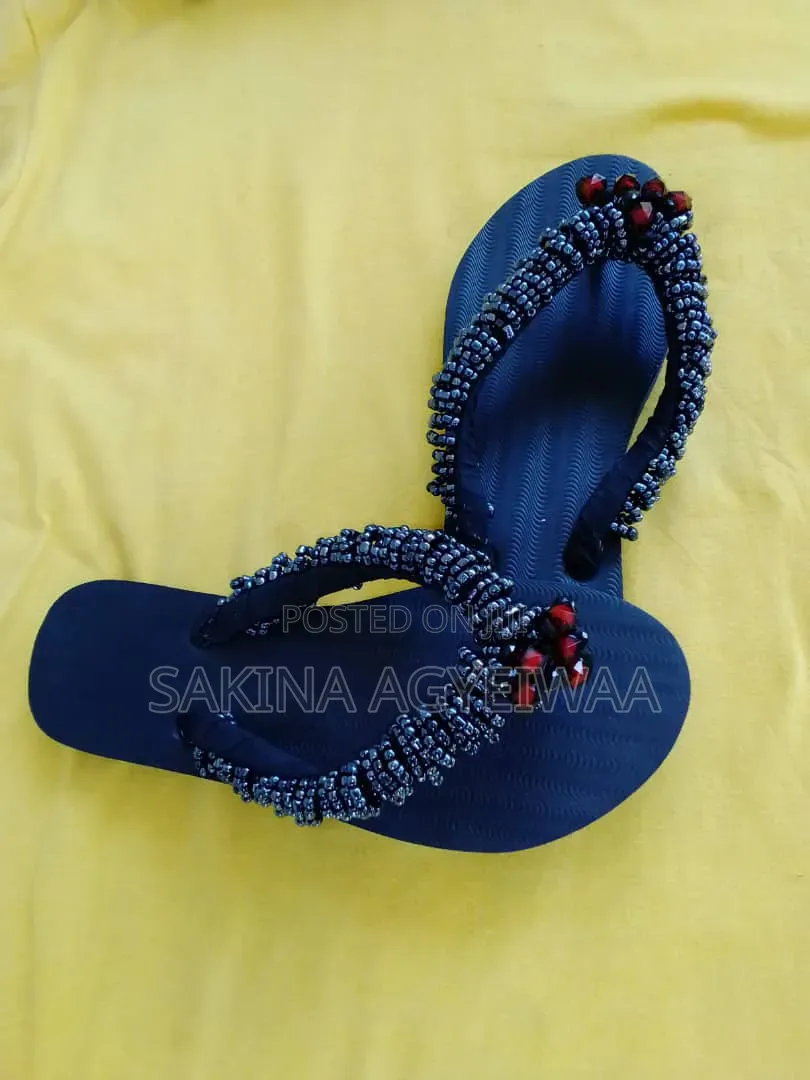 Easy Wear Beads Slippers for Sale