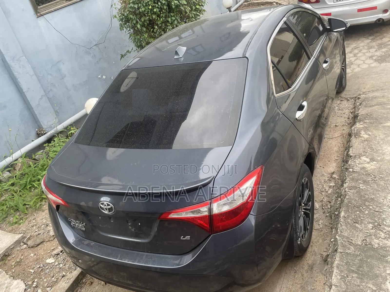 Toyota Corolla LE 4dr Sedan (1.8L 4cyl CVT) 2015 Gray
