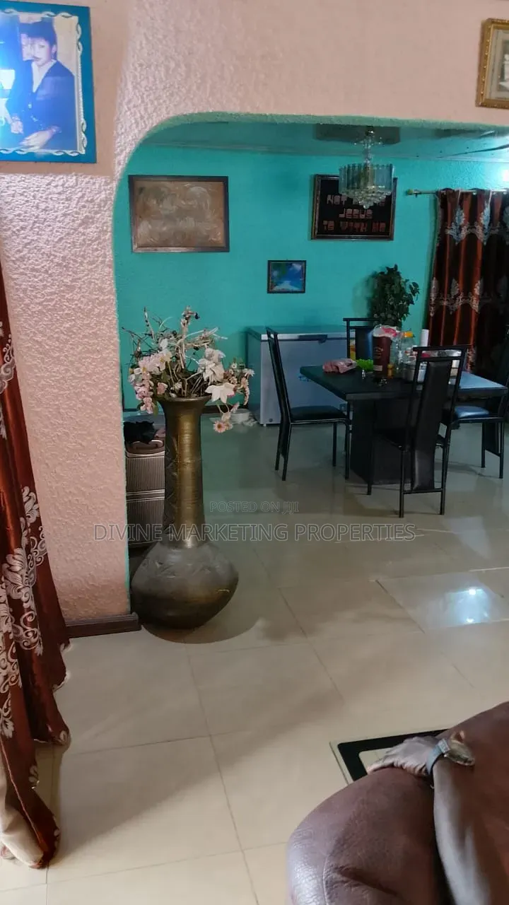 4bdrm House in Before Mallam Police for sale