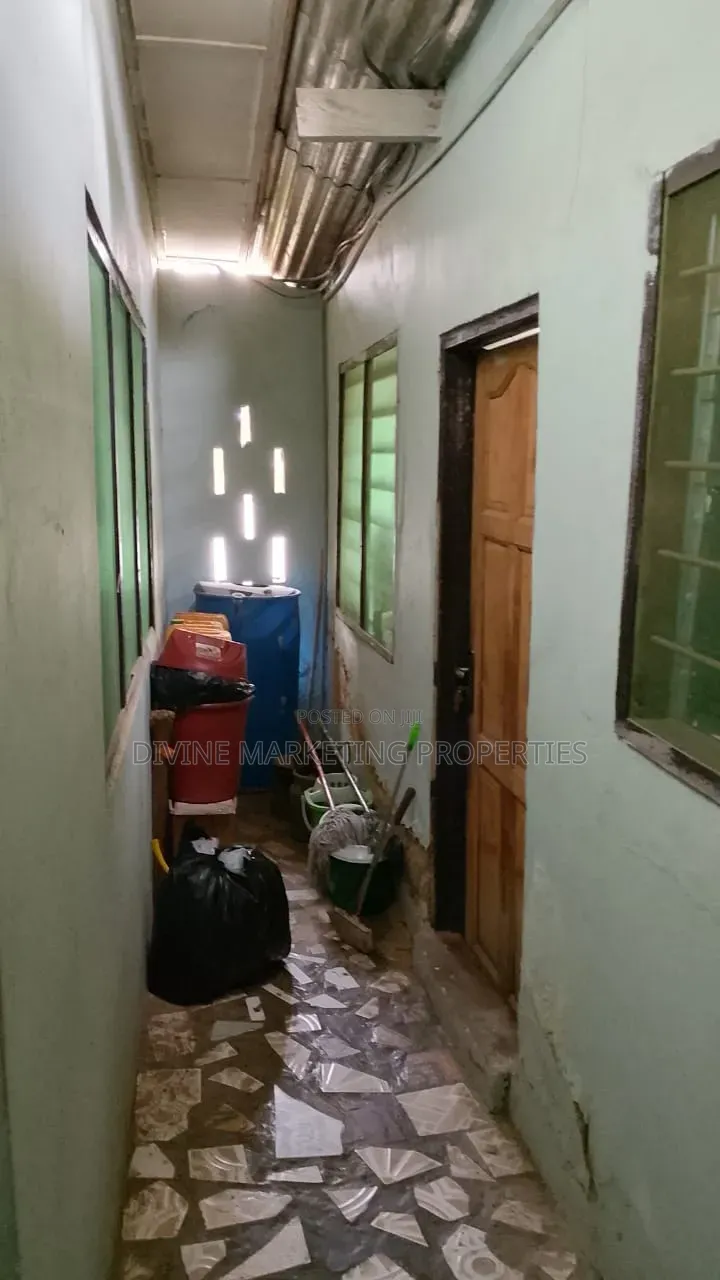 4bdrm House in Before Mallam Police for sale
