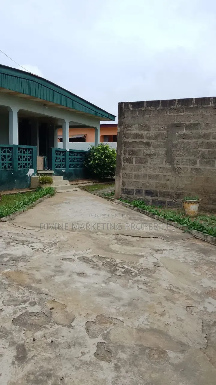 4bdrm House in Before Mallam Police for sale