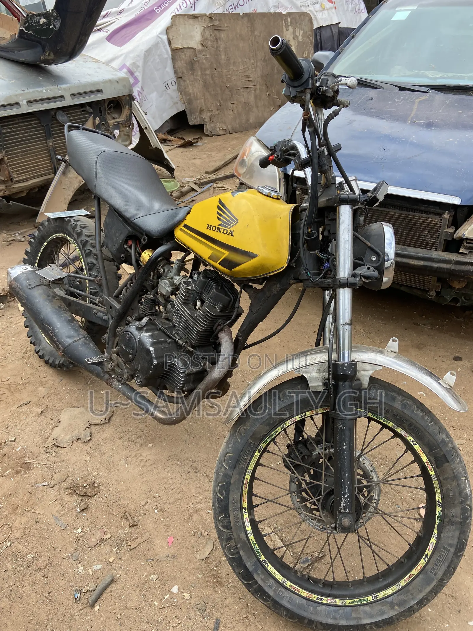 Honda CBR 2020 Yellow