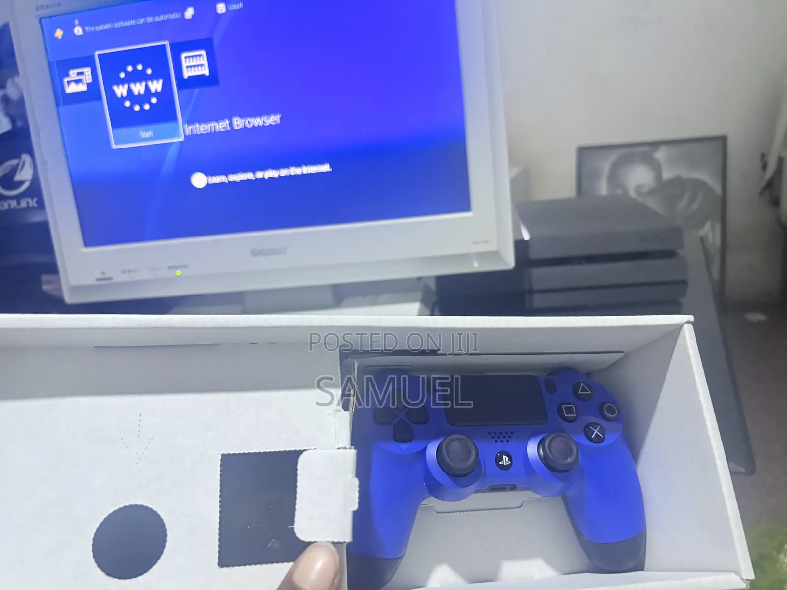 Play Station 4