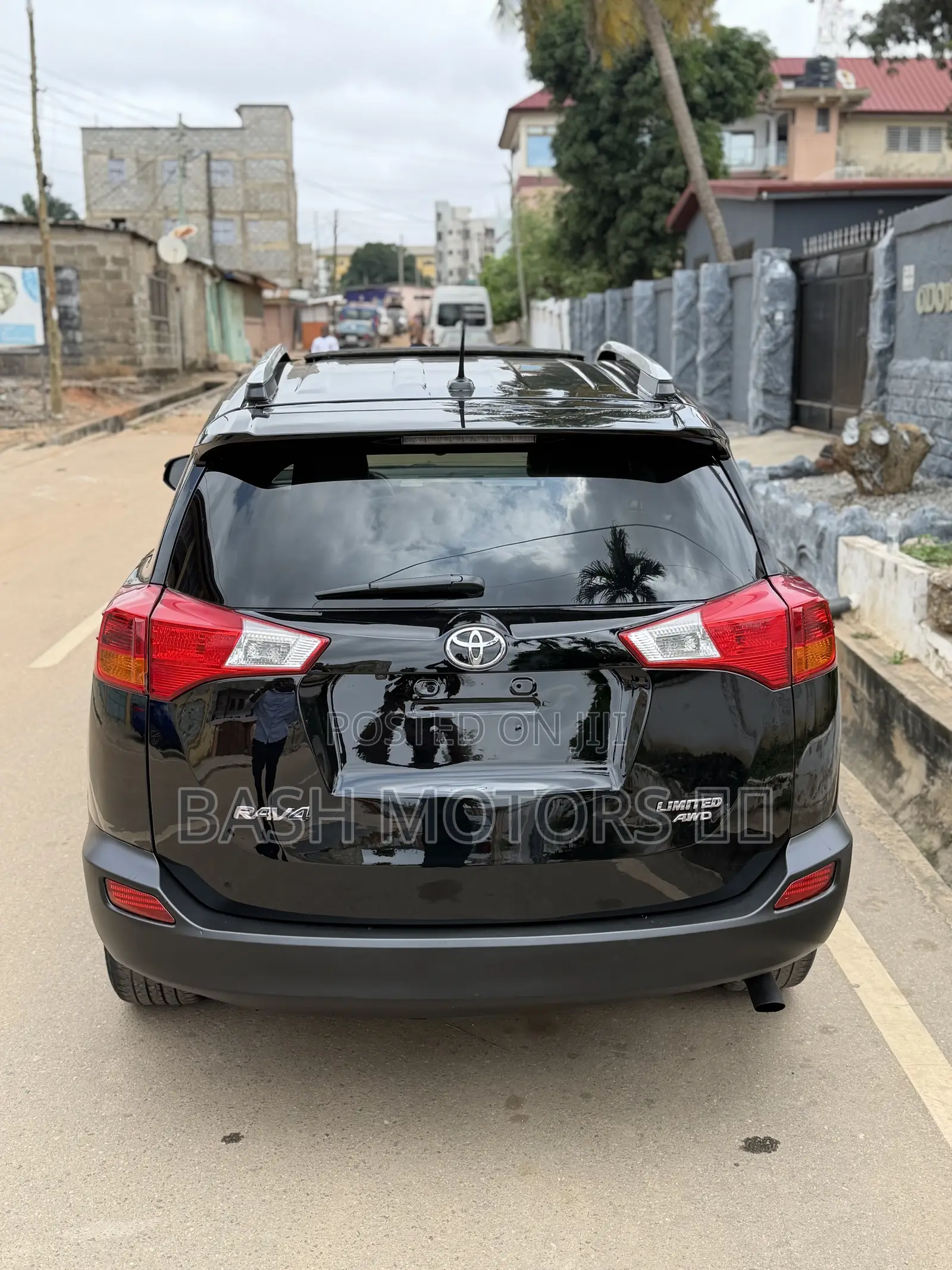 Toyota RAV4 Limited 4dr SUV AWD (2.5L 4cyl 6A) 2015 Black