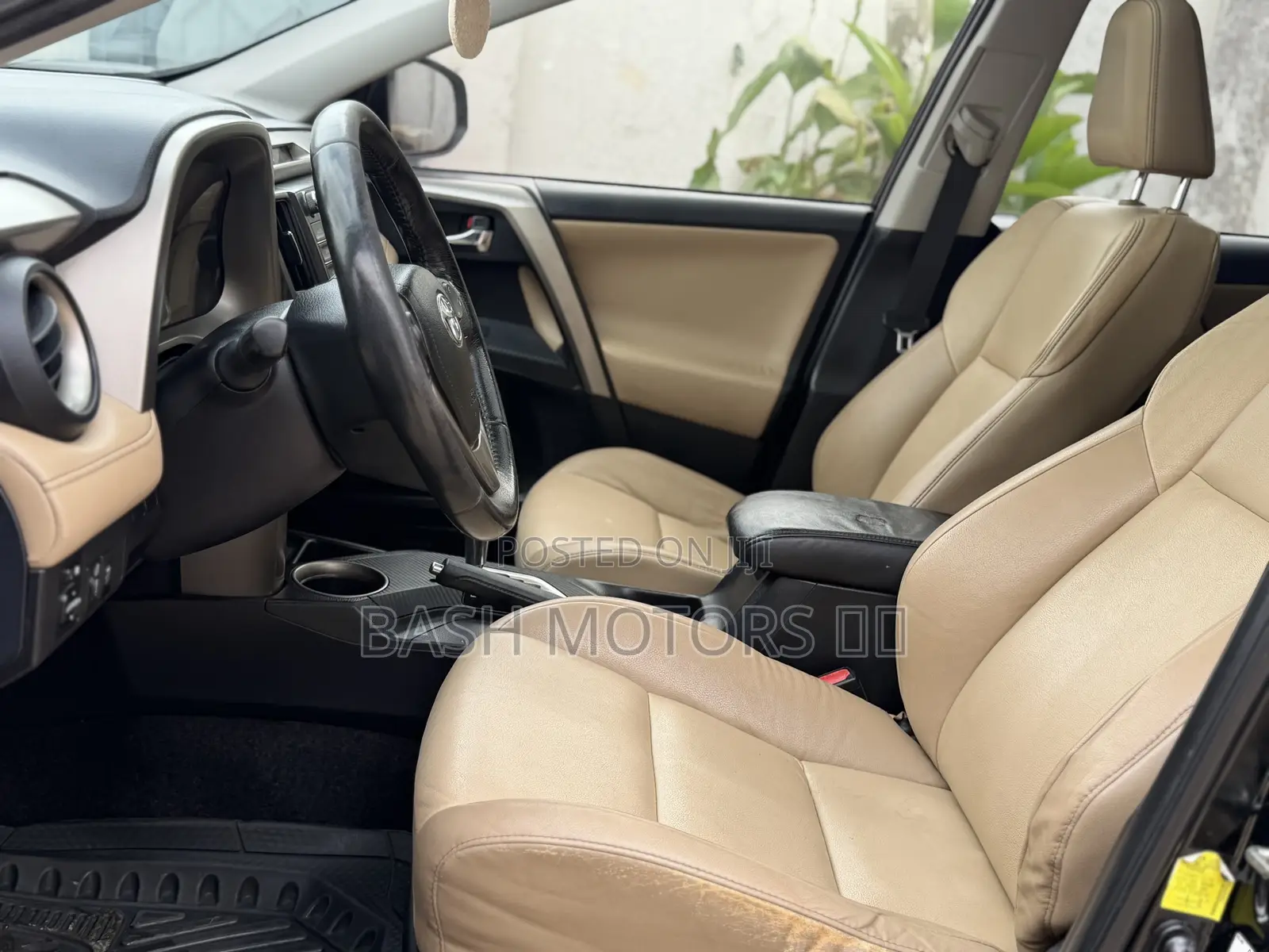 Toyota RAV4 Limited 4dr SUV AWD (2.5L 4cyl 6A) 2015 Black