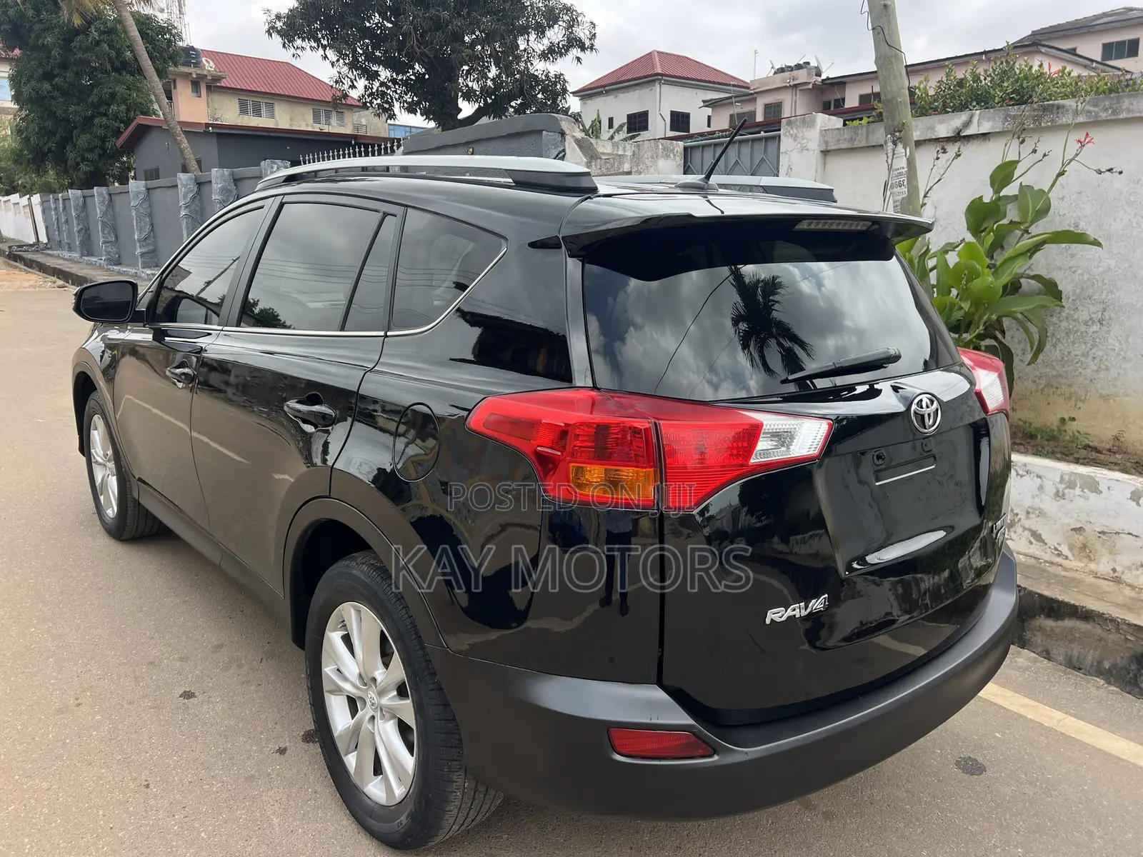 Toyota RAV4 Limited AWD (2.5L 4cyl 6A) 2016 Black