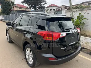 Toyota RAV4 Limited AWD (2.5L 4cyl 6A) 2016 Black