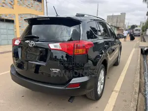 Toyota RAV4 Limited AWD (2.5L 4cyl 6A) 2016 Black