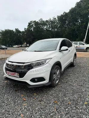 Honda Vezel 1.5 2WD 2021 White