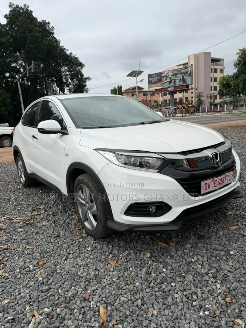 Honda Vezel 1.5 2WD 2021 White