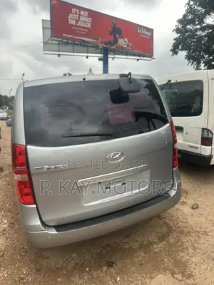 Hyundai Starex 2015 Grey