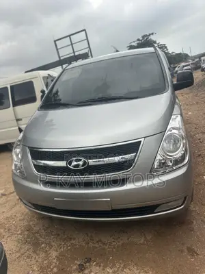 Hyundai Starex 2015 Grey