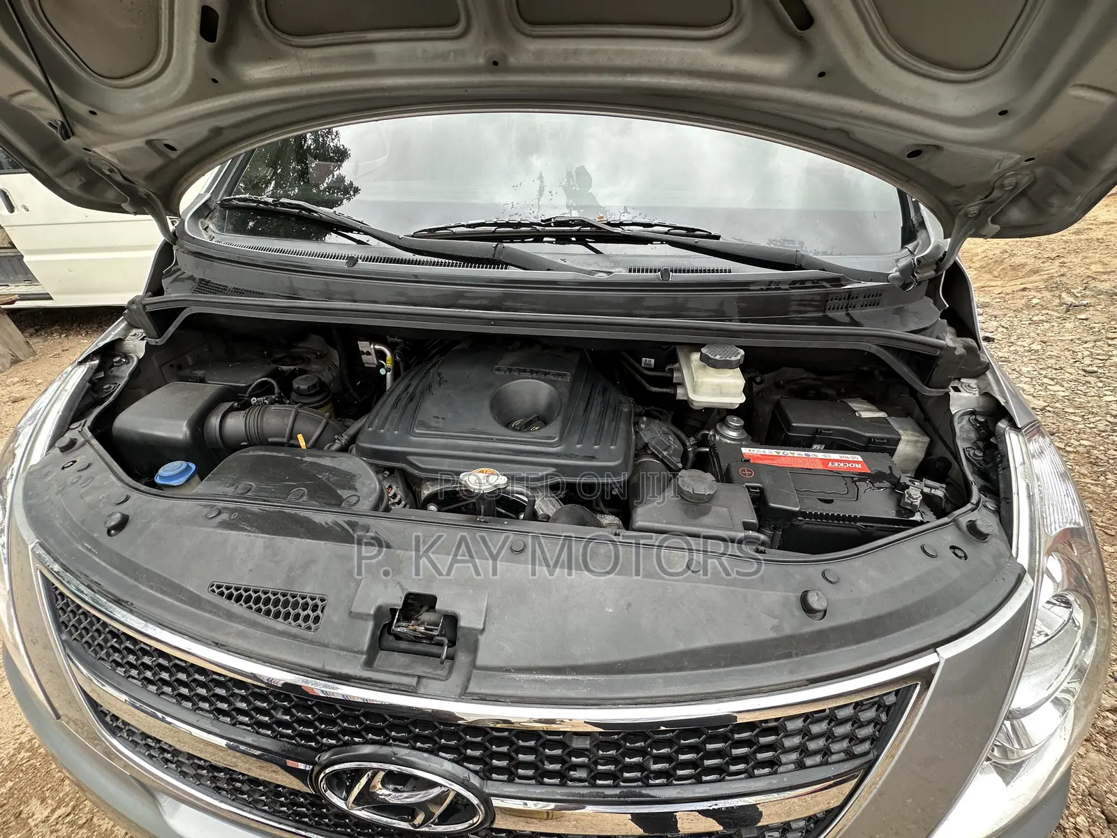 Hyundai Starex 2015 Grey