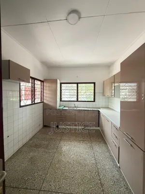 3bdrm House in Acp Main. Estate for rent