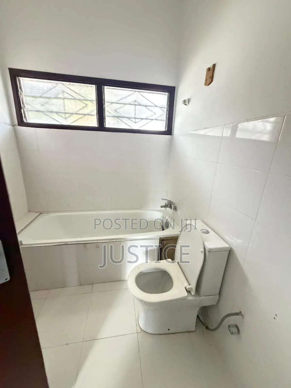 3bdrm House in Acp Main. Estate for rent