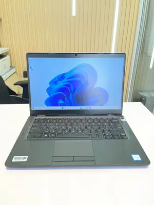 Laptop Dell Latitude 5300 2-in-1 8GB Intel Core i5 SSD 256GB
