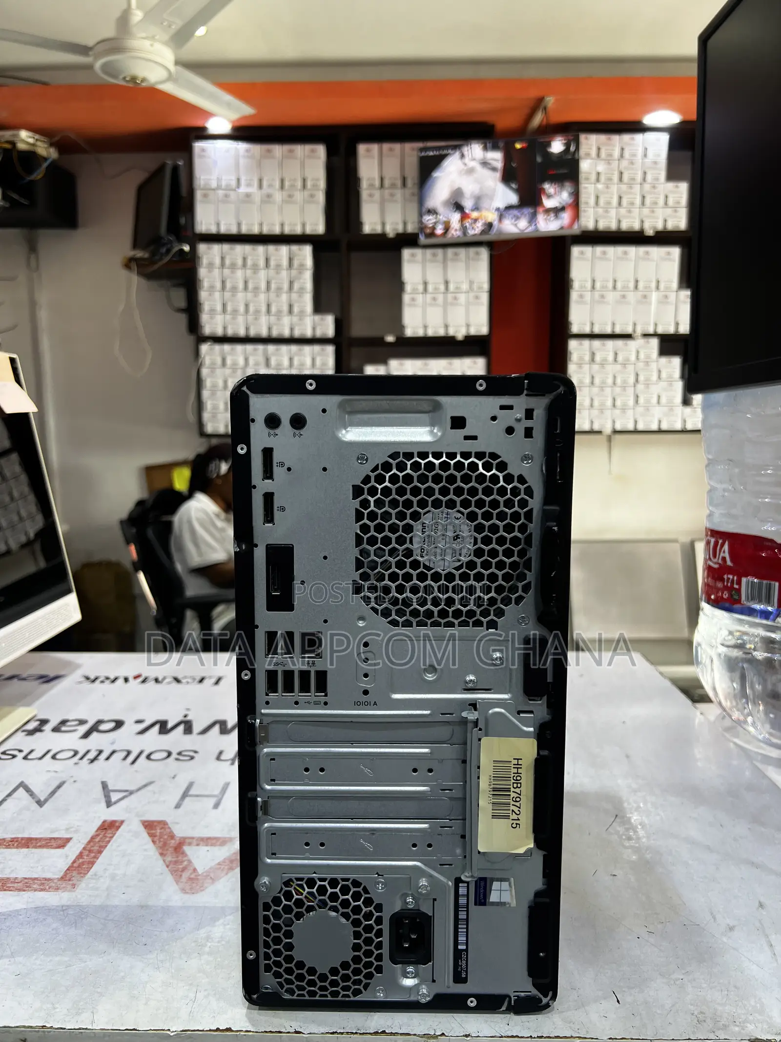 Desktop Computer HP EliteDesk 705 16GB AMD Ryzen 5 SSD 256GB
