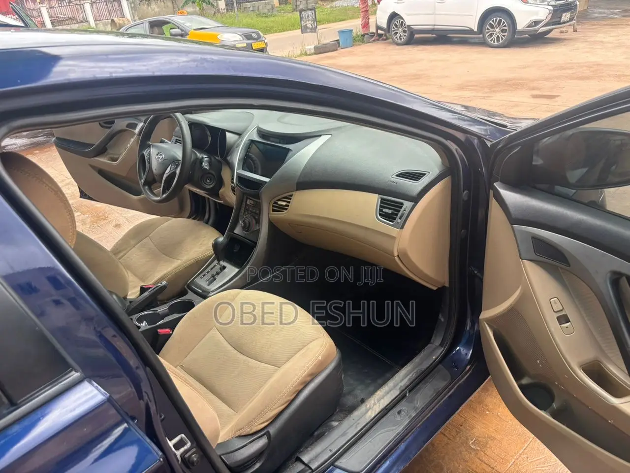 Hyundai Elantra Limited Sedan FWD (1.8L 4cyl 6A) 2013 Blue