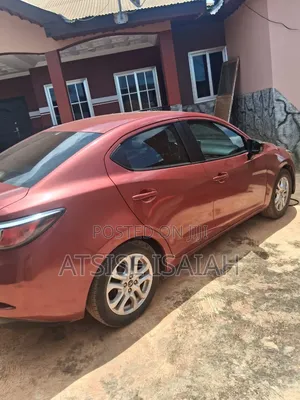 Toyota Yaris iA 1.5 FWD 2018 Red