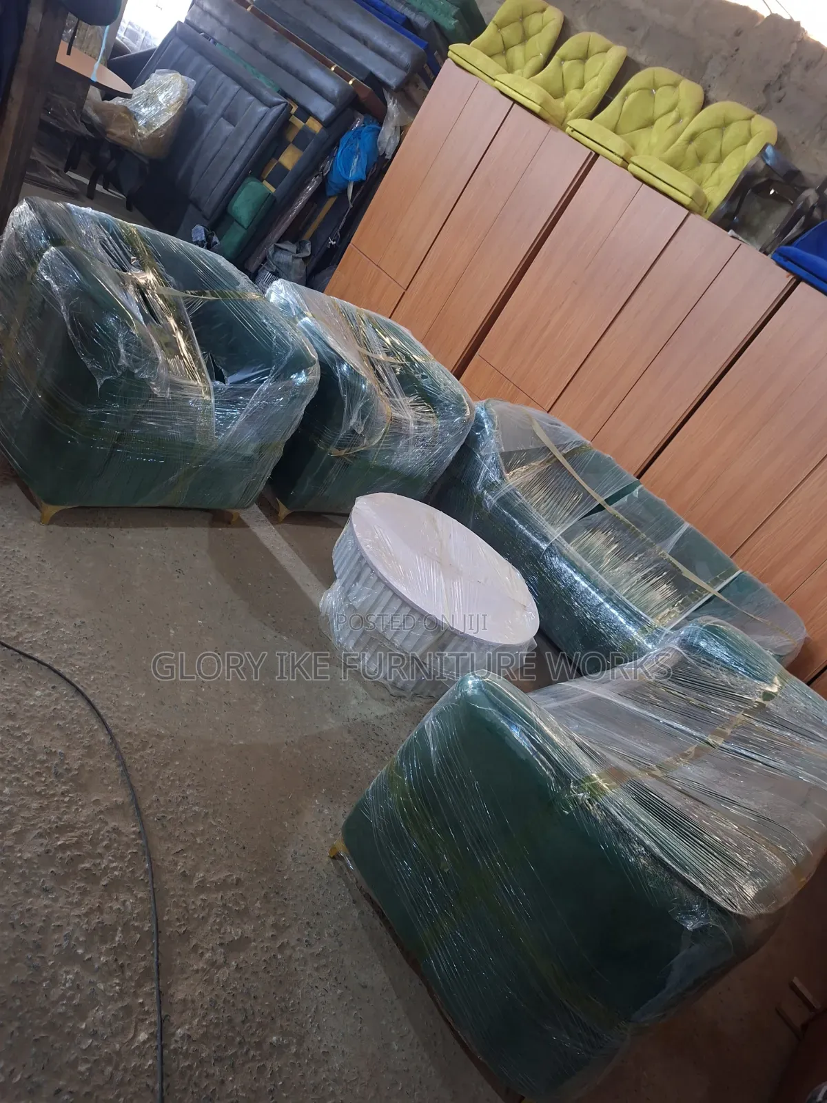 Sofa Chairs With Center Table