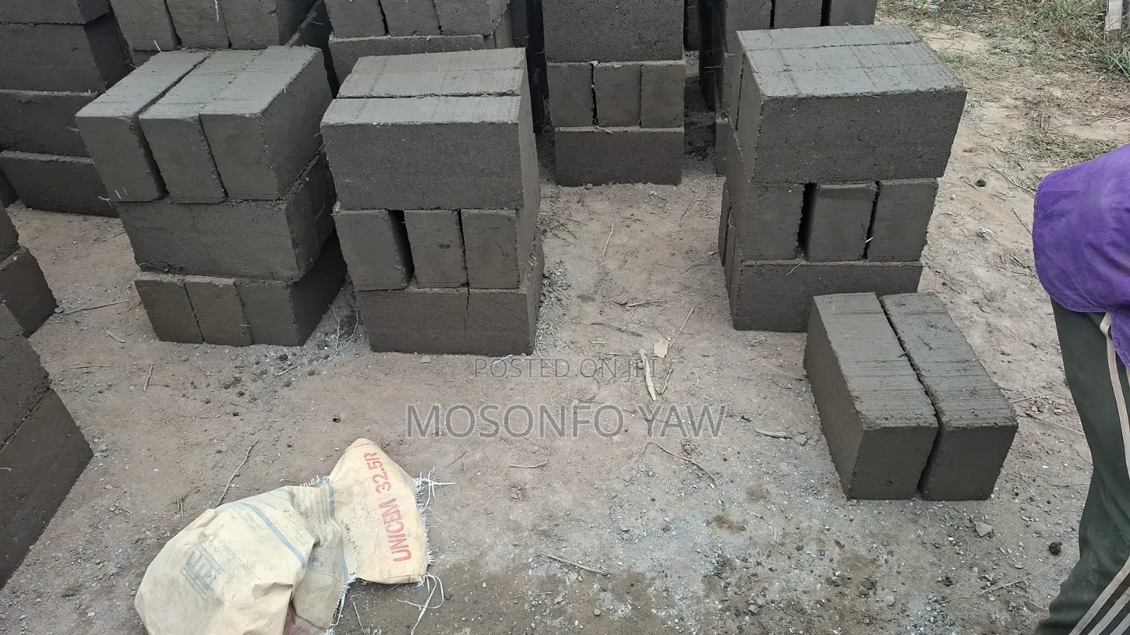 Mason and Blocks Moulding