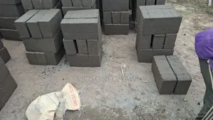 Mason and Blocks Moulding