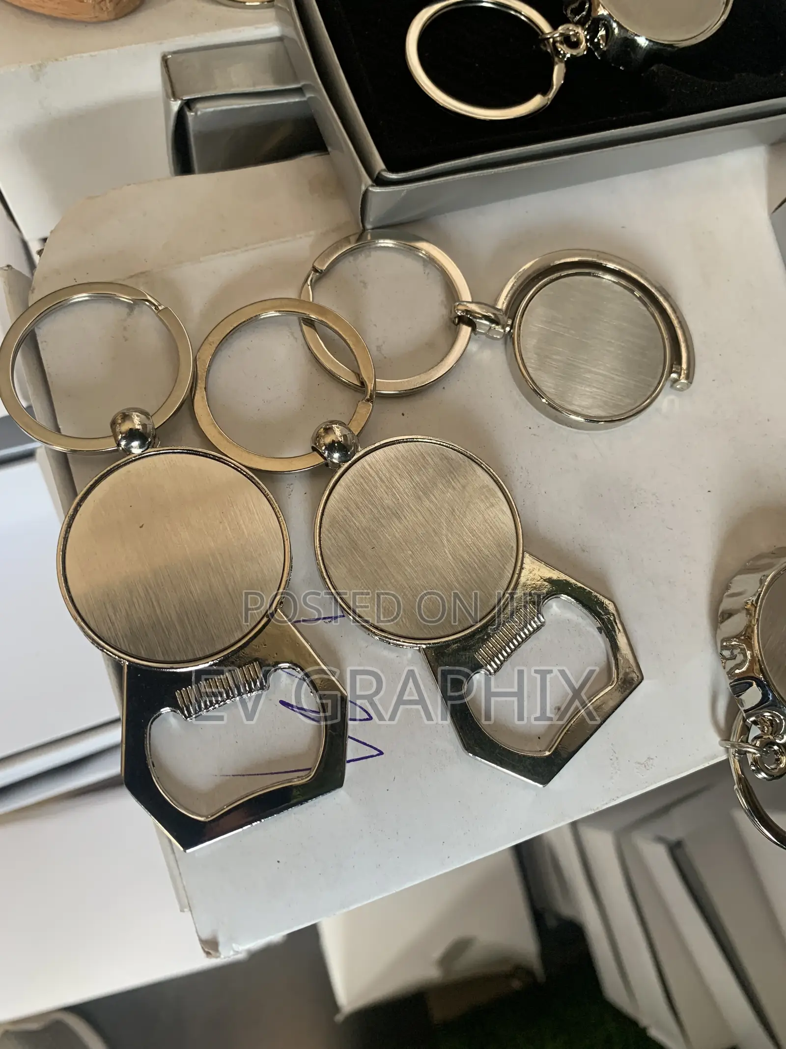 Metal Keyholder