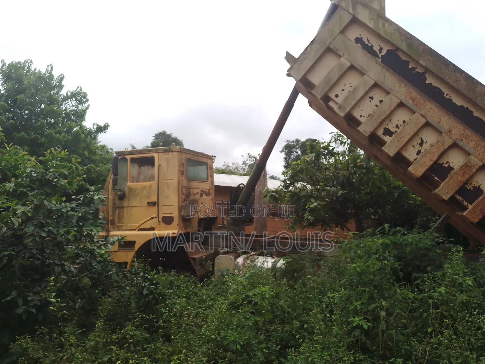 Howo Truck Frame With Bucket.